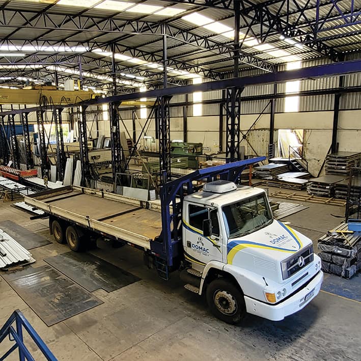 Foto da indústria da Domac - Máquinas, Ferramentas e Ferragens. Foto da indústria da Domac - Máquinas, Ferramentas e Ferragens.